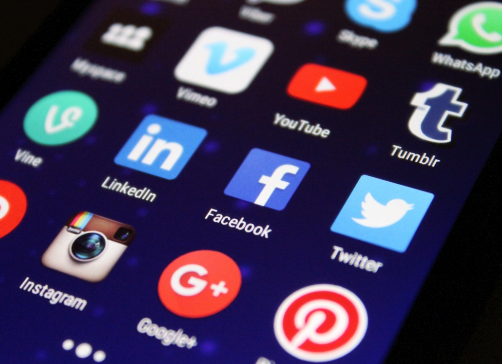 SocialMedia-1030×747